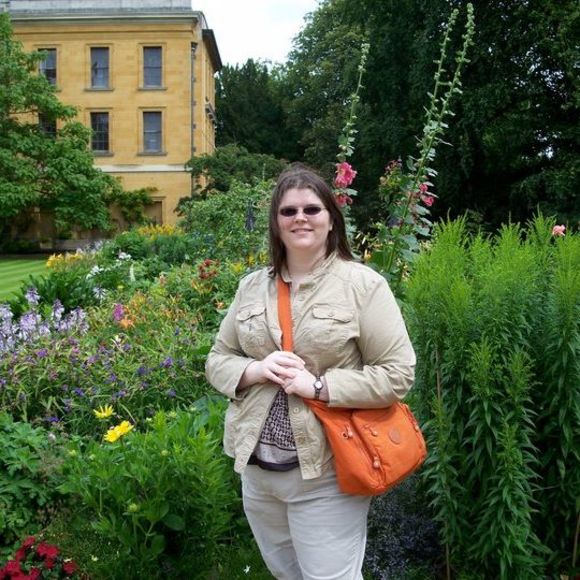 Meet your Posher, Ashley - Picture 1 of 1